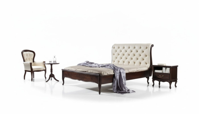 Chesterfield Bed Double Bed Genuine Leather Upholstered Beds with Swarovski Possible