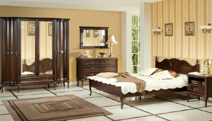 Italian style furniture bed bedside tables wardrobe chest of drawers mirror complete