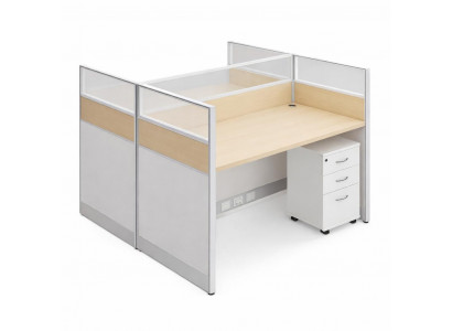 Moderner Bürotisch mit Sichtschutzpaneelen und Rollcontainer