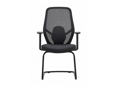 Ergonomischer Bürostuhl mit Mesh-Rückenlehne und schwarzem Gestell