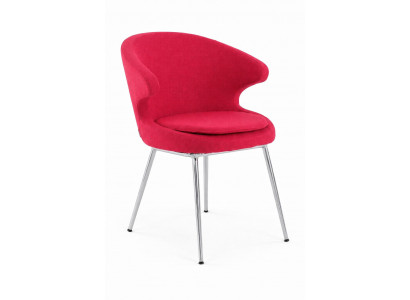 Eleganter roter Akzentstuhl mit geschwungenem Design und Chrombeinen