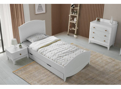 Kinder Jugendzimmer Bett  Nachttisch  Kommode 3-teilige Möbel