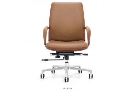 Kunstleder-Sessel in Schwarz mit Edelstahlrahmen, modern und elegant