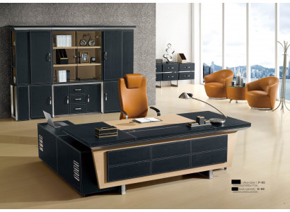 Moderner Eckschreibtisch aus MDF und Edelstahl in elegantem Design