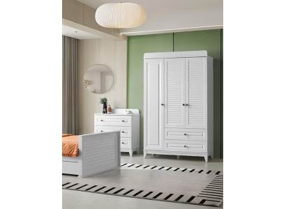 Set Kleiderschrank + Kommode – praktische und stilvolle Möbel für jedes Zimmer