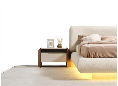 Elegante beige Holz Nachttische im zeitlosen Design