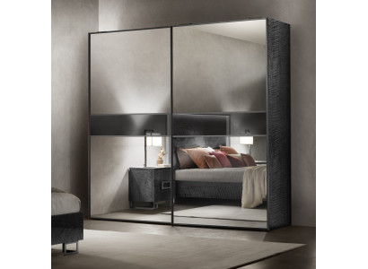 Ein moderner Schrank aus Holz ergänzt jedes Interieur Ihrer Wohnung.