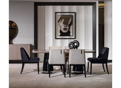 Moderner Esstisch aus Holz in Beige mit zeitlosem Design