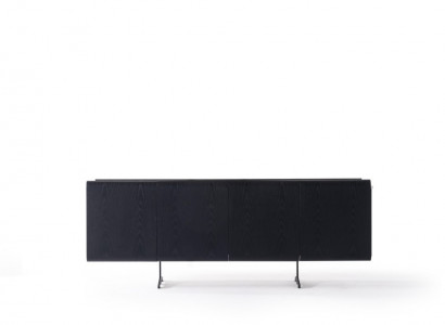 Mehrfarbiges Holzsideboard in modernem Design