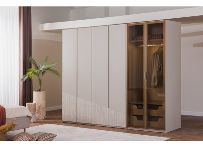 Kleiderschrank Minimalismus und Gemütlichkeit vereint
