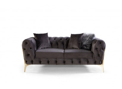 Design und Komfort in einem stilvollen Sofa