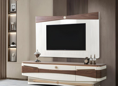 Exklusiver TV-Ständer im modernen Design mit feinen Holzverzierungen