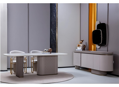 Modernes Esszimmer-Set mit stilvollem Tisch und eleganten Stühlen