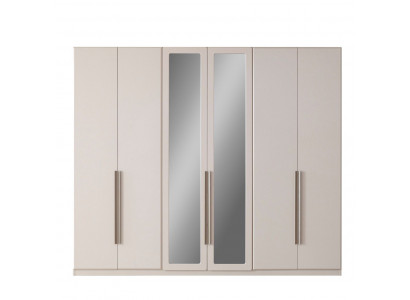 Praktischer Kleiderschrank mit Spiegel ideal für Ihr Zuhause